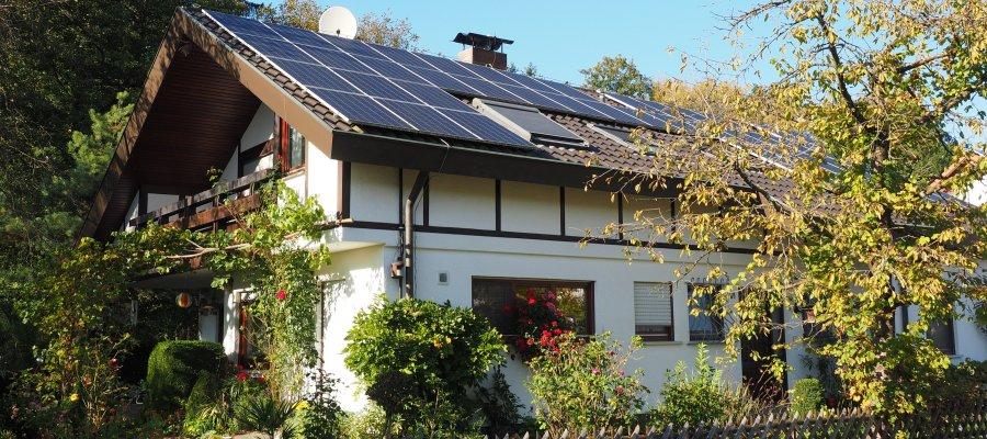 Zu sehen ist Bild 1 zum Beitrag mit dem Thema: Wie funktionieren Solaranlagen